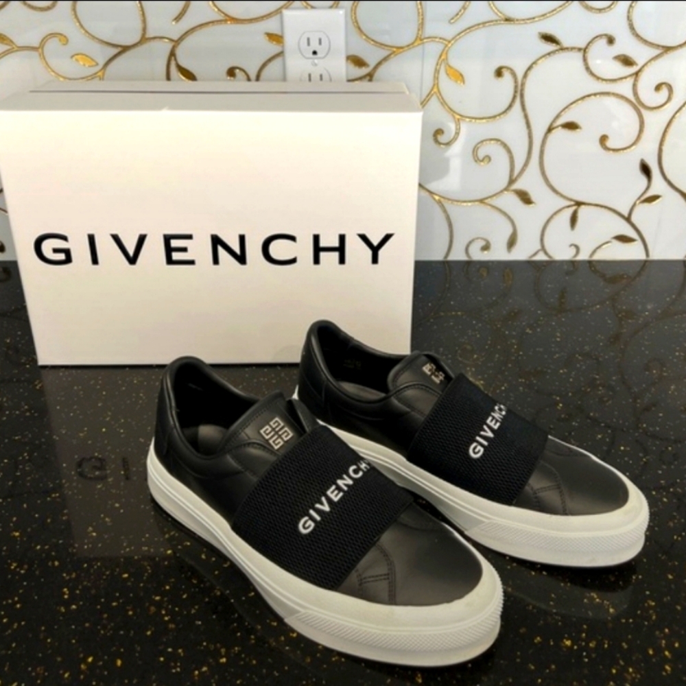Givenchy sneakers (men's 8, women's 10)